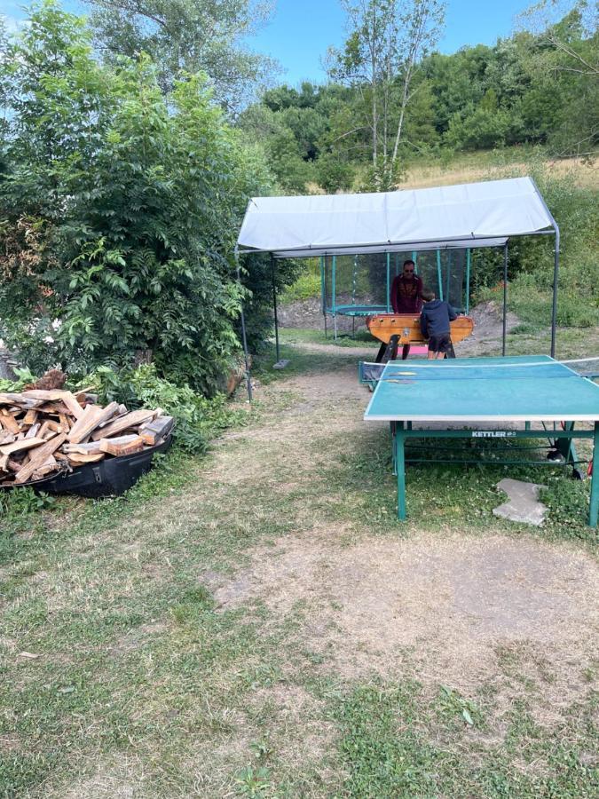 Le Chal Heureux Bel Appartement Dans Vieille Ferme De Montagne Renovee Les Orres Exteriör bild
